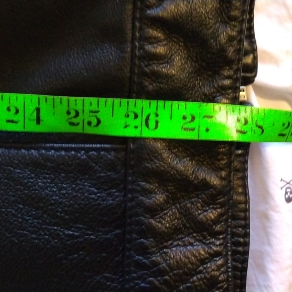 Black leather jacket men's size medium - Picture 10 of 12